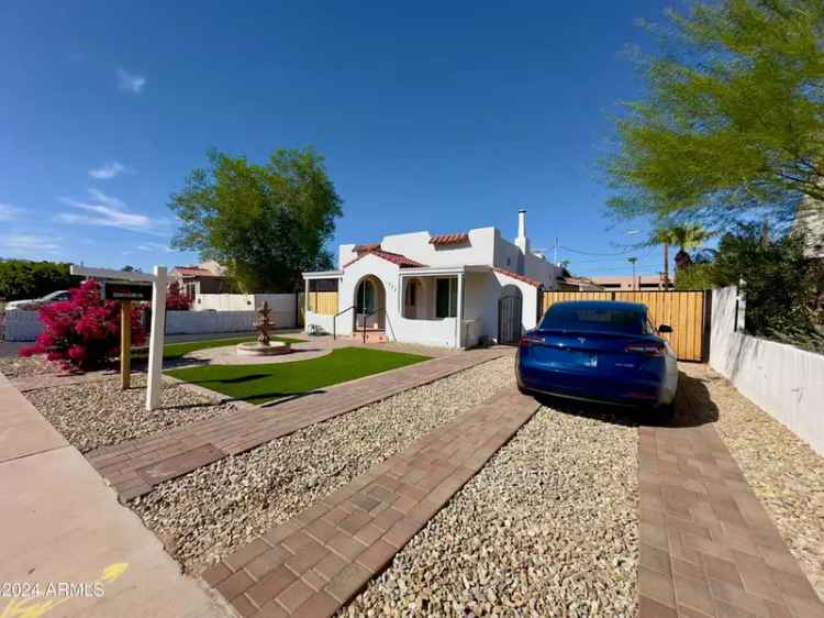 Single-family house For Sale in 1922, East Yale Street, Phoenix, Arizona