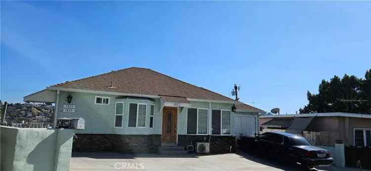 Multi-family house For Sale in Los Angeles, California