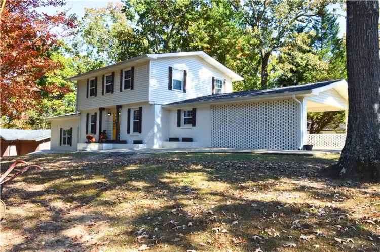 Single-family house For Sale in 218, Sherwood Drive, Calhoun, Georgia