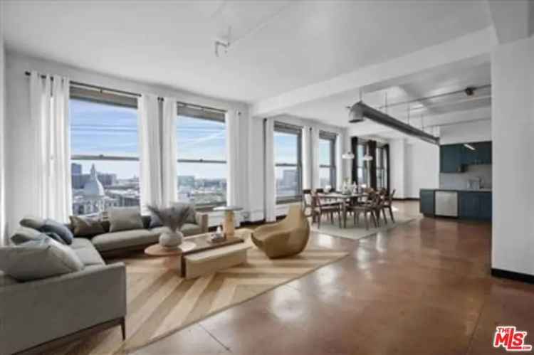 Condo For Sale in 108, West 2nd Street, Los Angeles, California