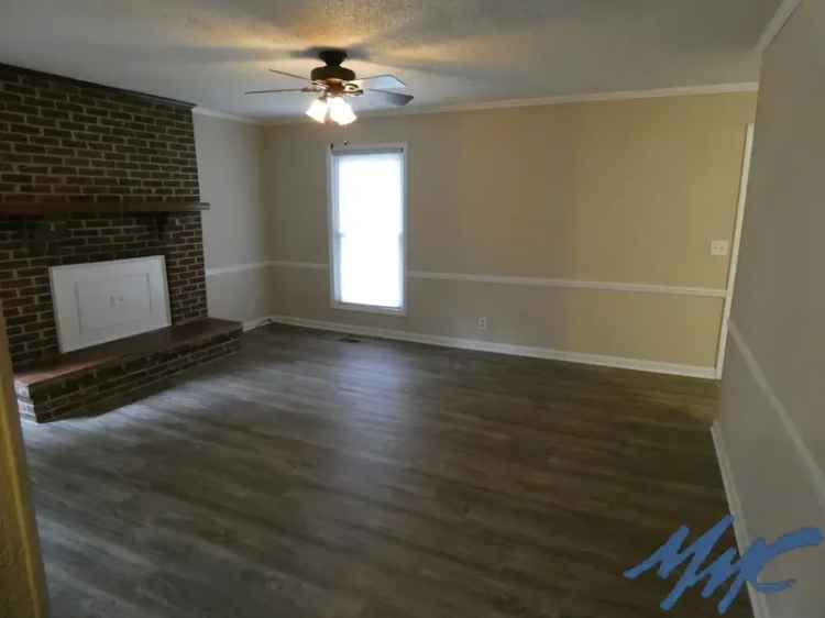 3 Bed 2 Bath Duplex Murfreesboro - Affordable Rental