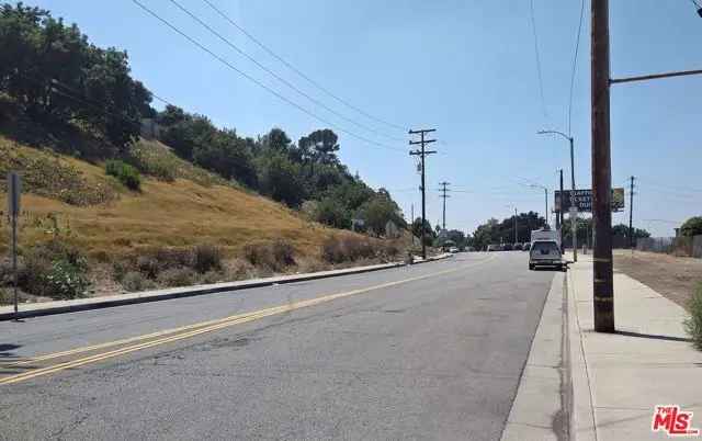 Land For Sale in Los Angeles, California