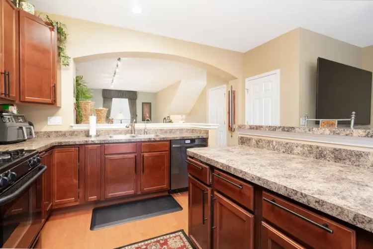 Condo For Sale in 10656, Dani Lane, Orland Park, Illinois