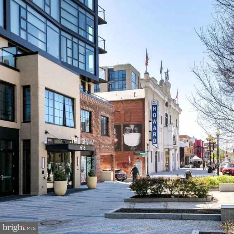 Single-family house For Sale in 1814, 6th Street Northwest, Washington, District of Columbia