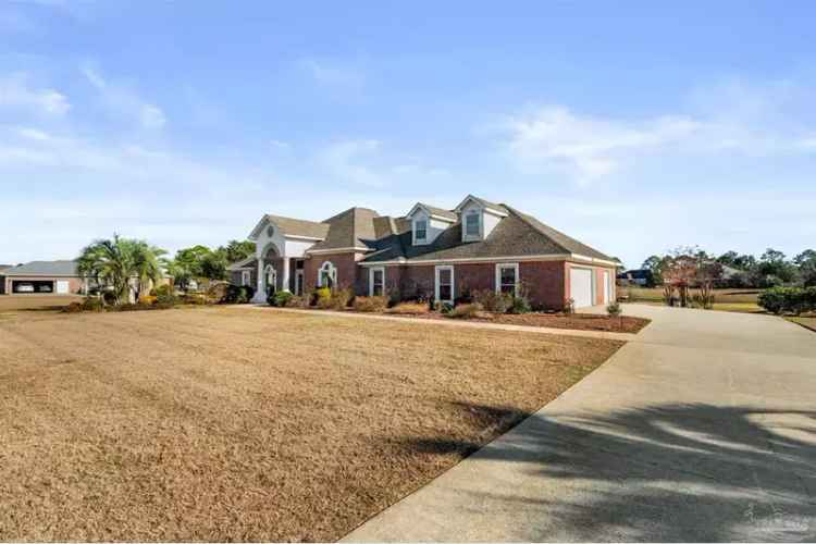 Single-family house For Sale in 9324, Lakeview Drive, Foley, Alabama