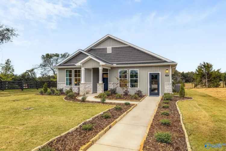 Single-family house For Sale in Harvest, Alabama