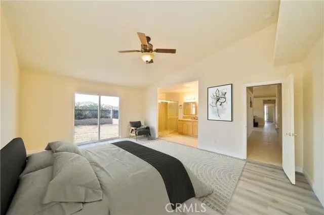 Single-family house For Sale in 3148, Snow Court, Piñon Hills, California