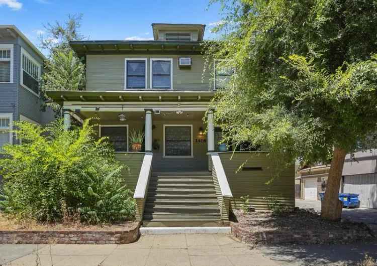 Multi-family house For Sale in 1416, 22nd Street, Sacramento, California