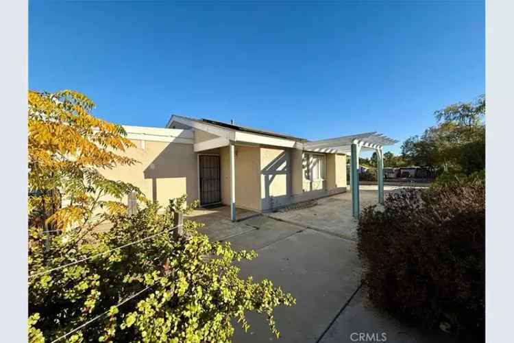 Single-family house For Sale in 41162, Via Puerta, Temecula, California