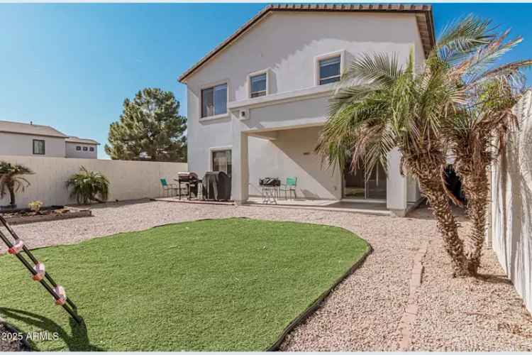 Single-family house For Sale in 16705, North 175th Drive, Surprise, Arizona