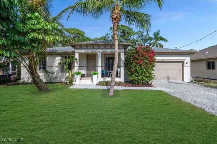 Single-family house For Sale in Bonita Springs, Florida