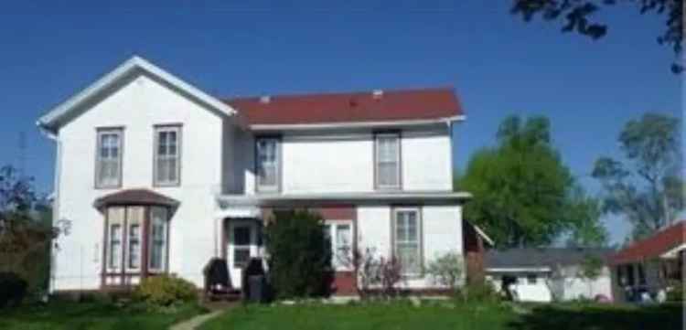 Multi-family house For Sale in 503, D Avenue, Vinton, Iowa