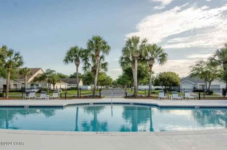 Single-family house For Sale in 116, Kensington Circle, Panama City Beach, Florida