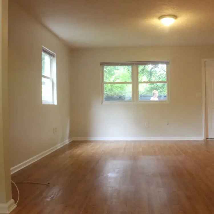 3 Bedroom Condo for Rent Downtown