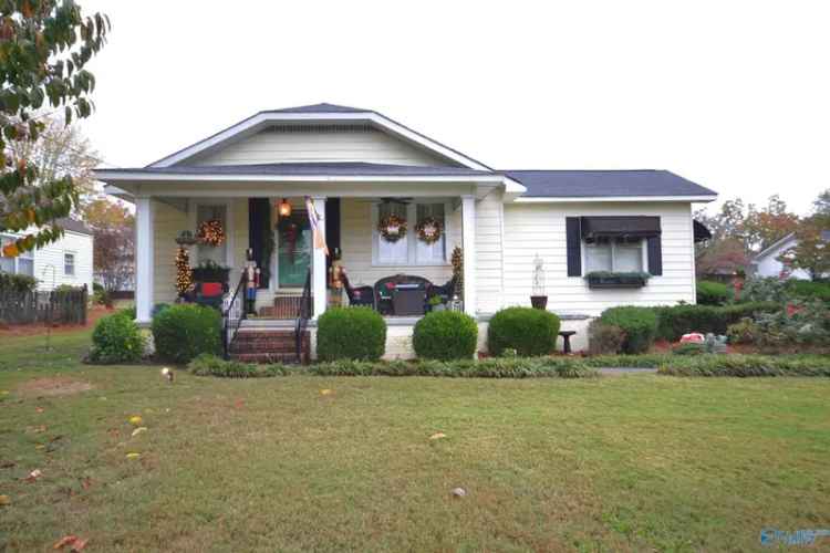 Single-family house For Sale in Hartselle, Alabama