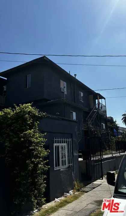 Multi-family house For Sale in 275, South Union Avenue, Los Angeles, California