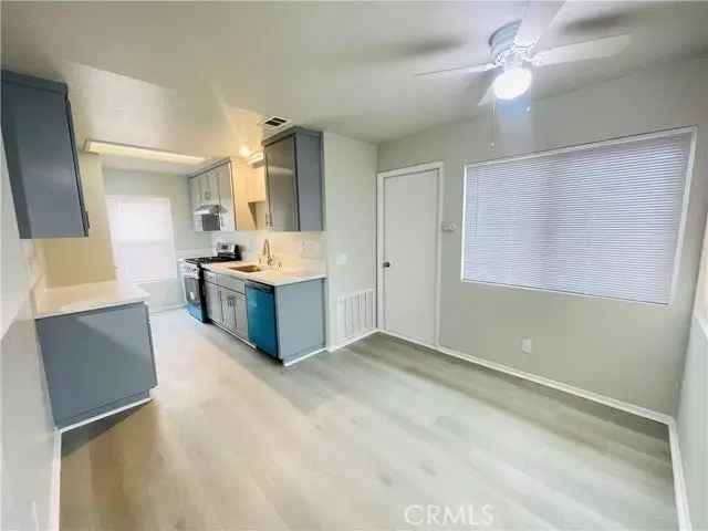 Single-family house For Sale in 10452, Kemper Avenue, Adelanto, California