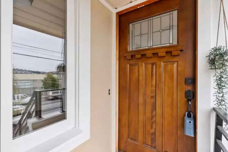 Single-family house For Sale in 283, Madrid Street, San Francisco, California