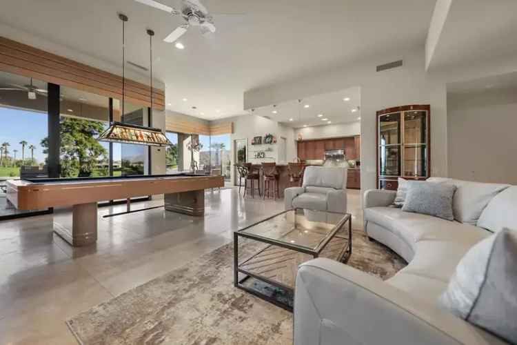 Single-family house For Sale in Indian Wells, California