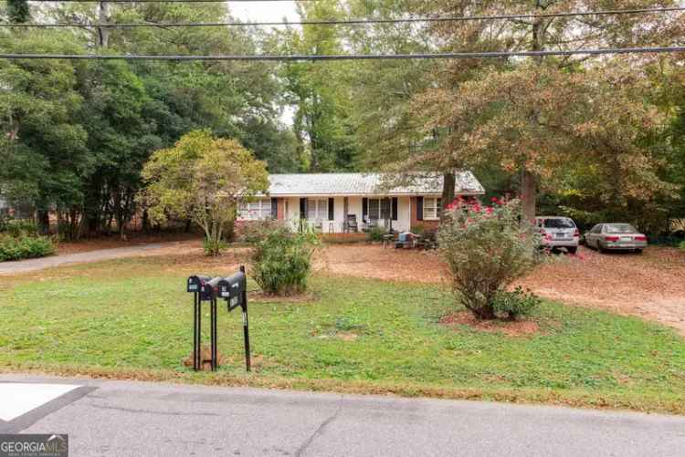 Multi-family house For Sale in 135, Springtree Road, Athens, Georgia