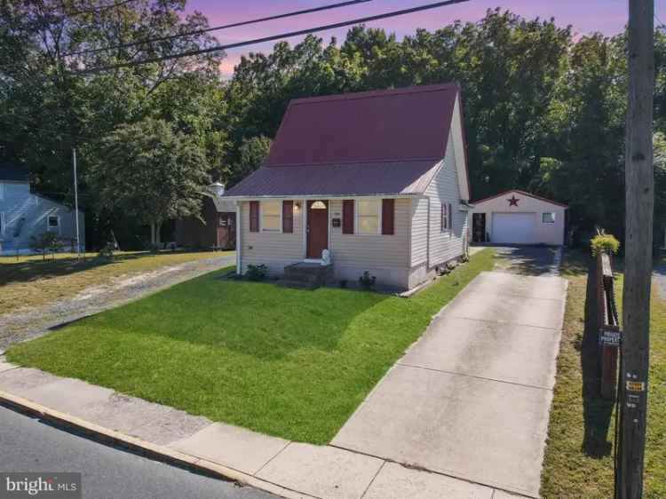 Single-family house For Sale in 514, Cooper Street, Laurel, Delaware