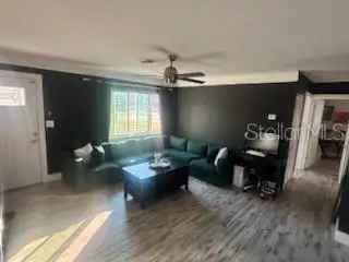 Single-family house For Sale in 895, 64th Avenue South, Saint Petersburg, Florida