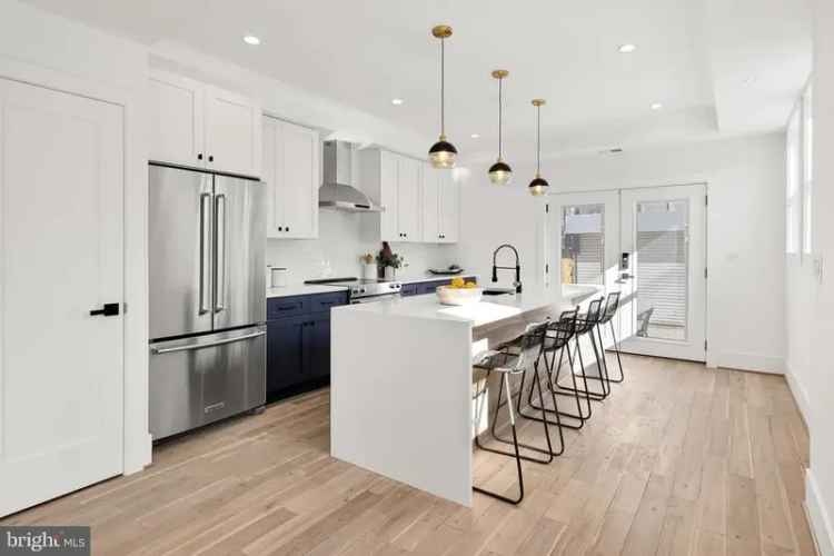 House For Sale in 715, Farragut Street Northwest, Washington, District of Columbia