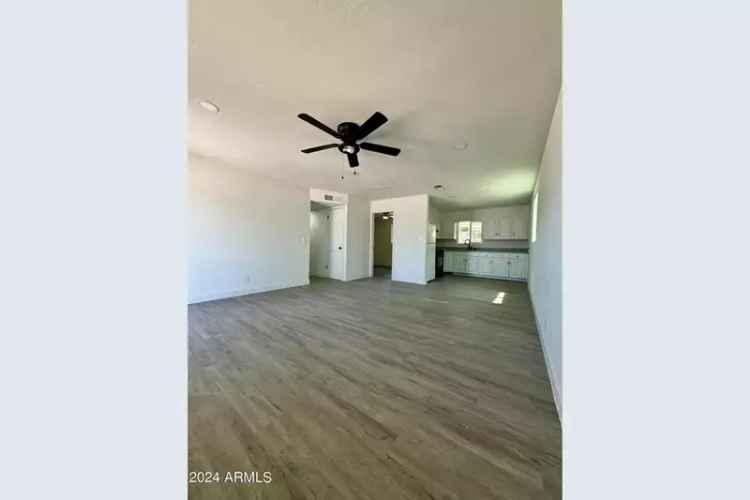 Single-family house For Sale in 11713, West River Road, El Mirage, Arizona