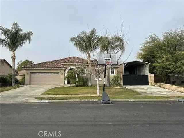 Single-family house For Sale in 1043, Indiangrass Drive, Hemet, California