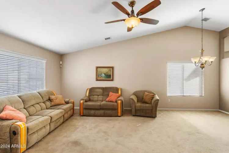 Single-family house For Sale in Casa Grande, Arizona