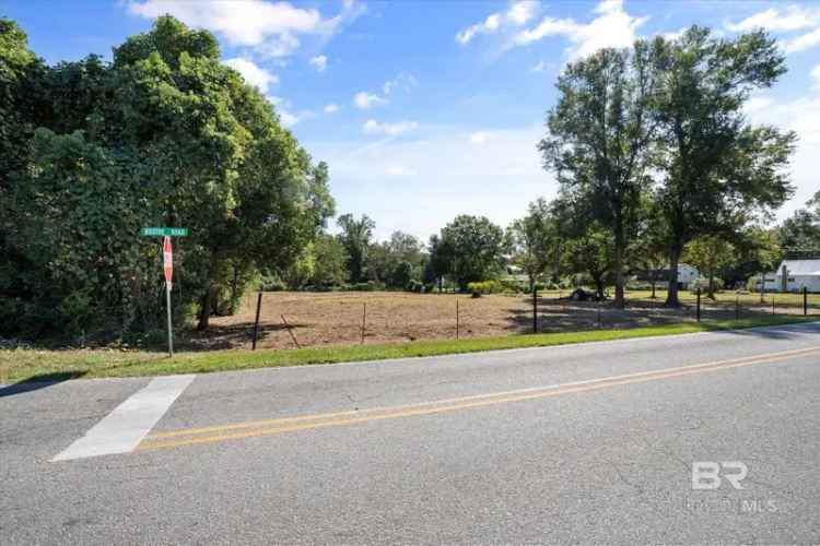 Land For Sale in Fairhope, Alabama