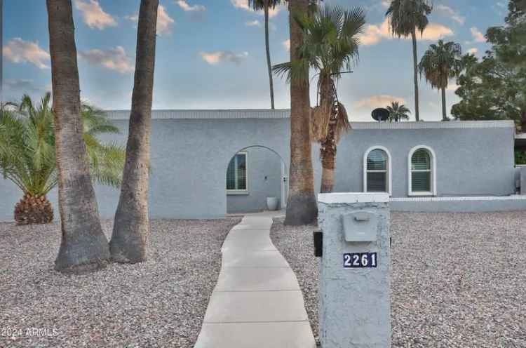 Single-family house For Sale in 2261, East Fairbrook Street, Mesa, Arizona