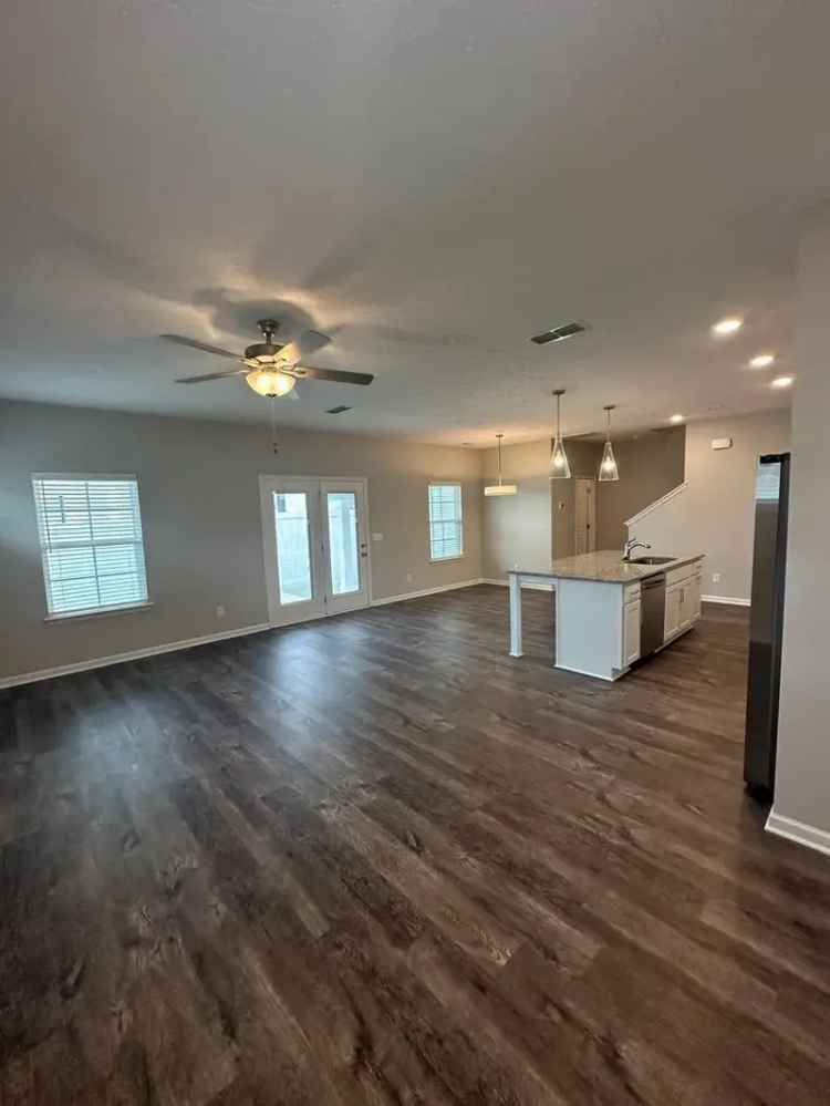 3 Bed 2.5 Bath Home for Rent - New Carpet Granite Counters