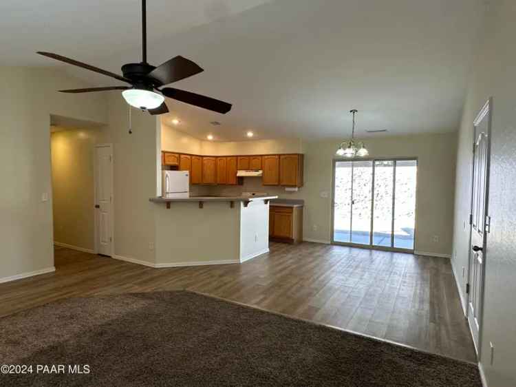 Single-family house For Sale in 5290, North Robert Road, Prescott Valley, Arizona