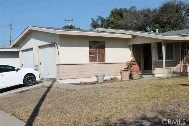 Multi-family house For Sale in 2226, State Avenue, Costa Mesa, California