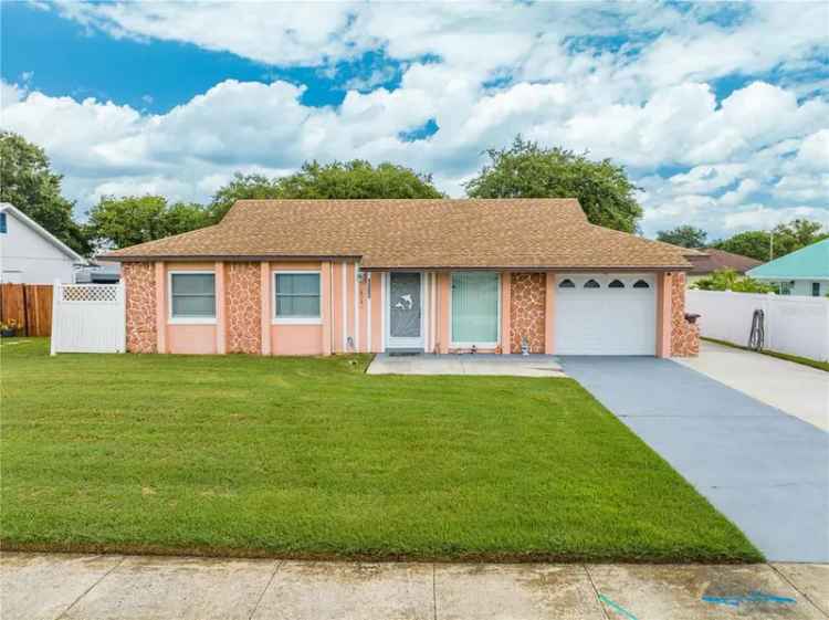 Single-family house For Sale in 1383, Springfield Street, Kissimmee, Florida