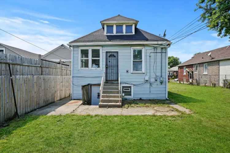 Single-family house For Sale in 9131, South Blackstone Avenue, Chicago, Illinois