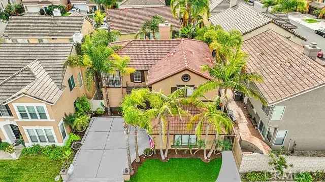 Single-family house For Sale in 26, Northern Pine Loop, Aliso Viejo, California