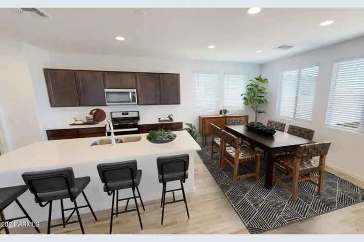 Single-family house For Sale in Avondale, Arizona