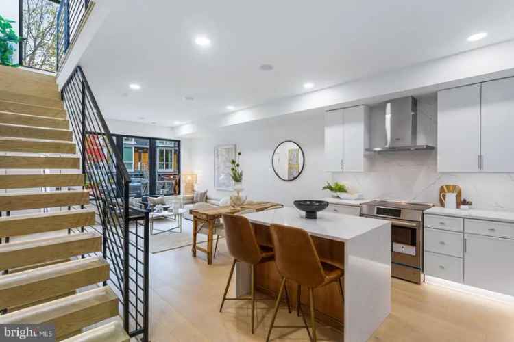 House For Sale in 505, L Street Northeast, Washington, District of Columbia