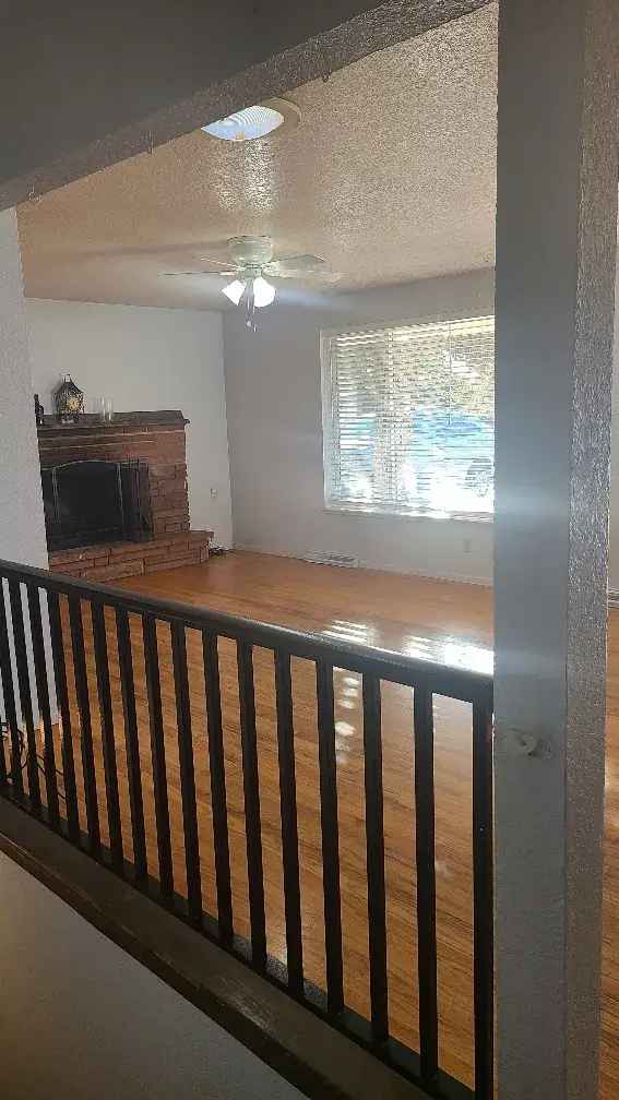 Beautiful Brick Ranch Home for Rent - Close to Shopping