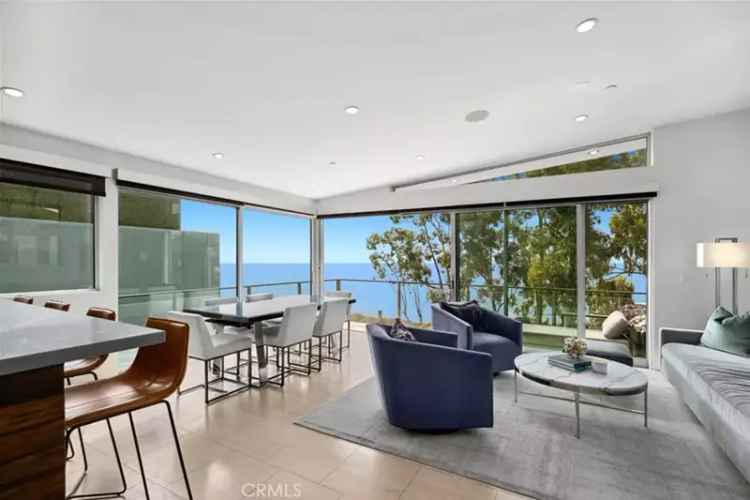 Single-family house For Sale in 970, Baja Street, Laguna Beach, California