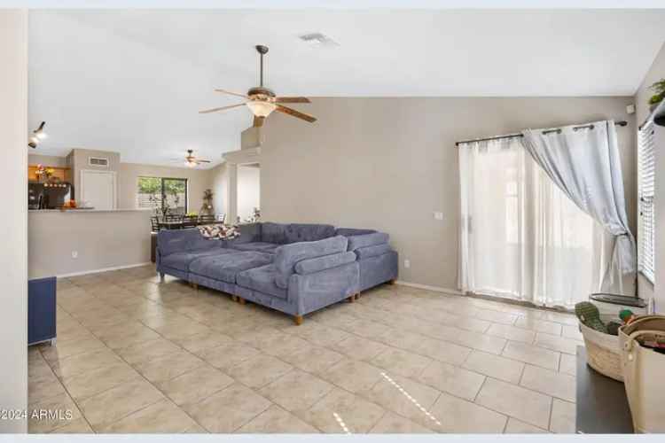 Single-family house For Sale in Casa Grande, Arizona