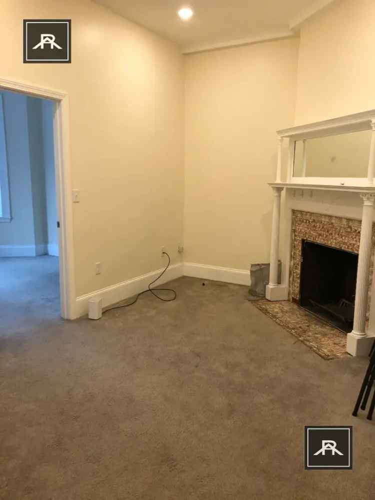 Spacious Duplex Apartment Near Back Bay and South End