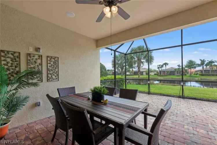 Single-family house For Sale in Fort Myers, Florida