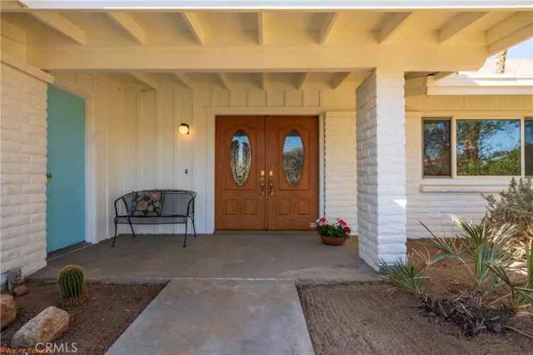 Single-family house For Sale in 161, Montezuma Road, Borrego Springs, California