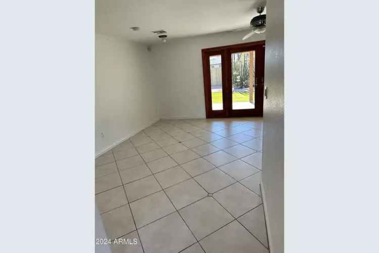 Single-family house For Sale in Tempe, Arizona