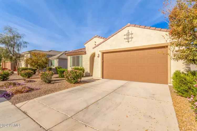 Single-family house For Sale in 25920, West Tina Lane, Buckeye, Arizona