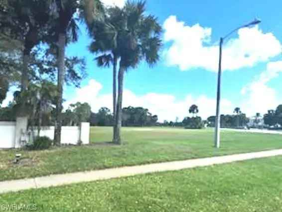 Land For Sale in Naples Manor, Florida