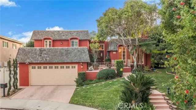 Single-family house For Sale in 17140, Braxton Street, Los Angeles, California